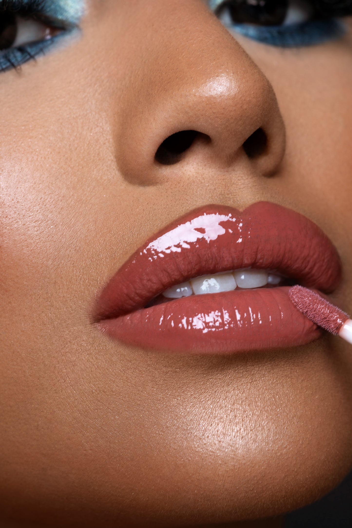 BOSS - LIPGLOSS HIGH SHINE LIPGLOSS